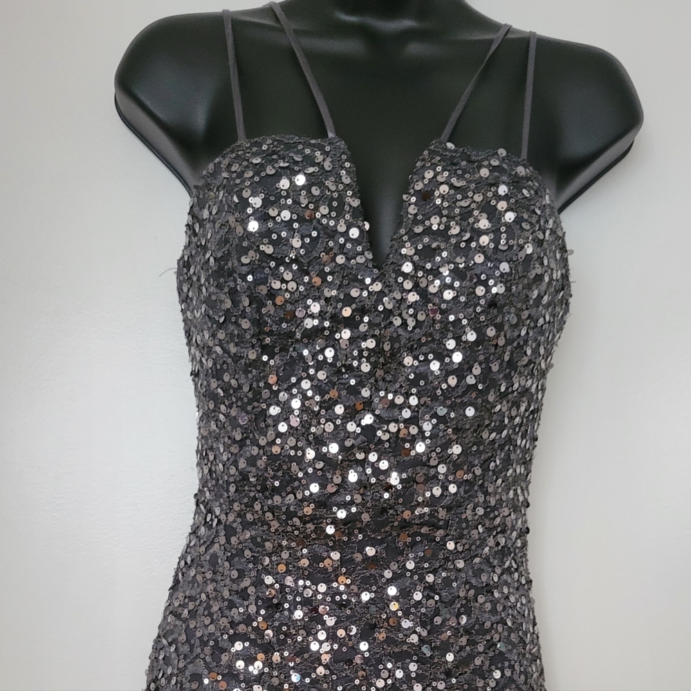 B darlind sequin dress 5/6